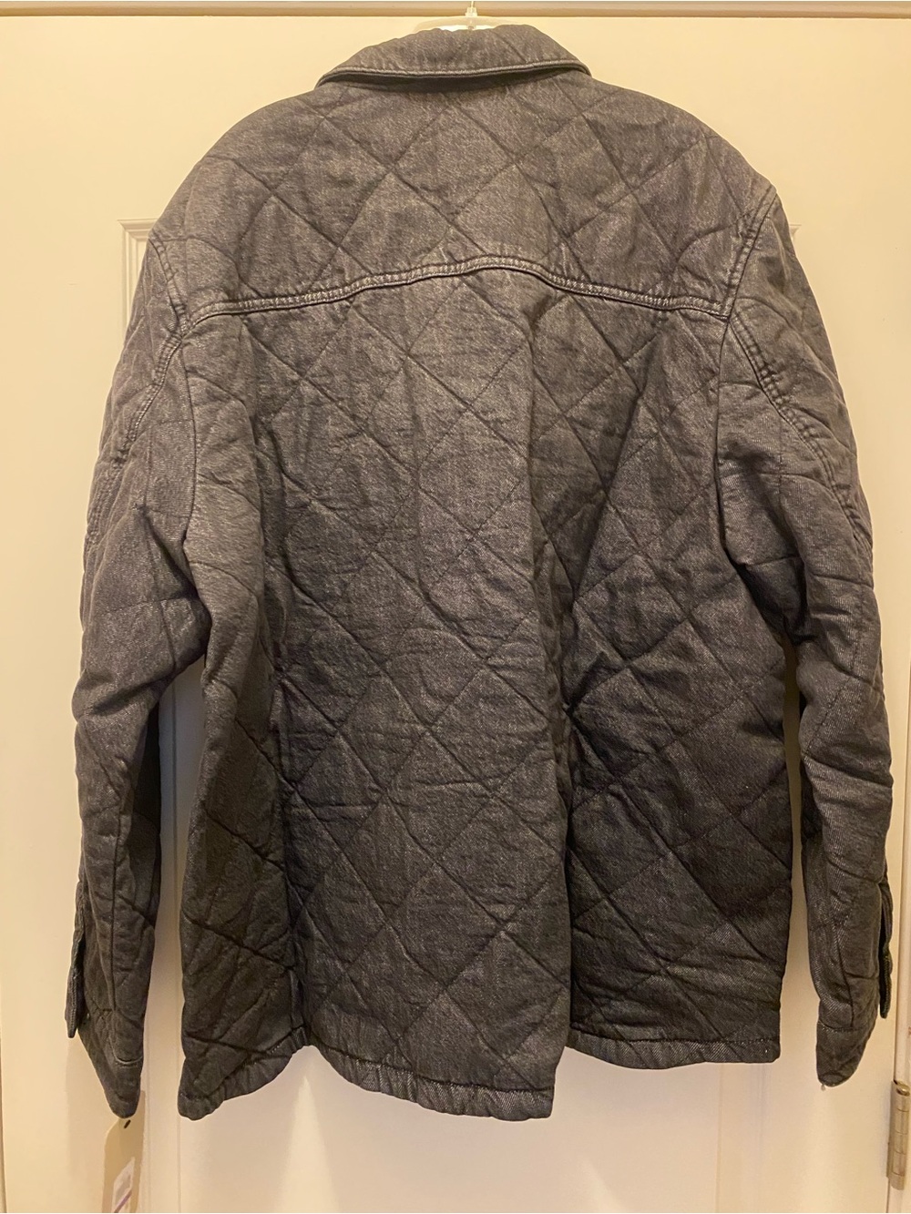Levi's Quilted Black Men's Lightweight Jacket with Chest Pockets - Picture 2 of 8